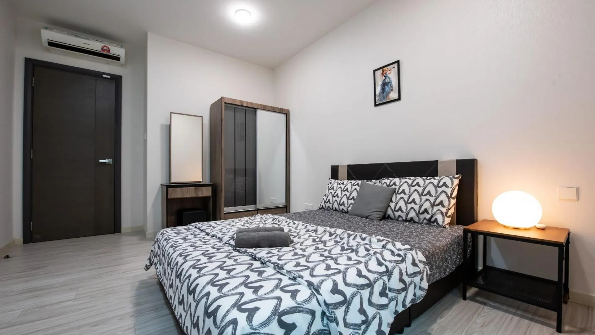 A Cozy & Stylish Apt At Suasana Suites Jb Johor Bahru
